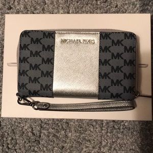 Michael Kors Clutch/Wallet